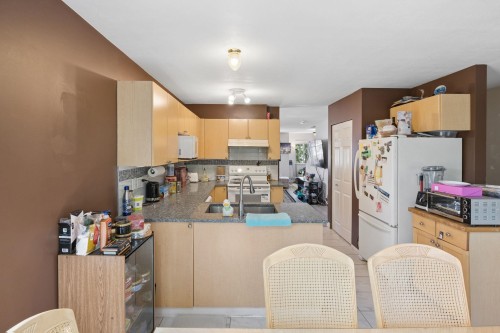 28-12110 75A Avenue, Surrey, BC 