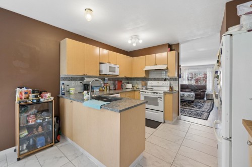 28-12110 75A Avenue, Surrey, BC 