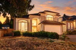 9534 124 Street Surrey, BC V3V 4S4