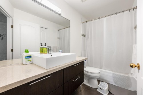 15476 110Th Avenue, Surrey, BC 