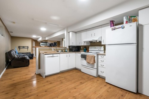 15476 110Th Avenue, Surrey, BC 