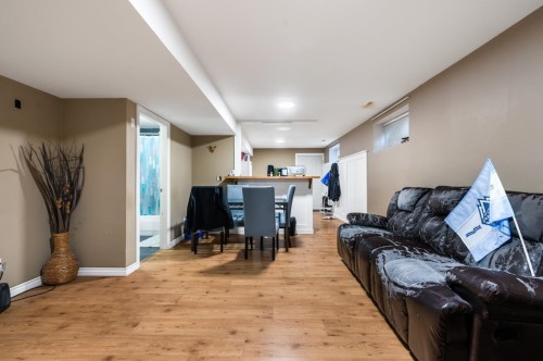 15476 110Th Avenue, Surrey, BC 