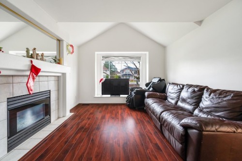 15476 110Th Avenue, Surrey, BC 
