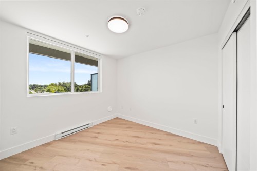 439-20769 Fraser Highway, Langley, BC 