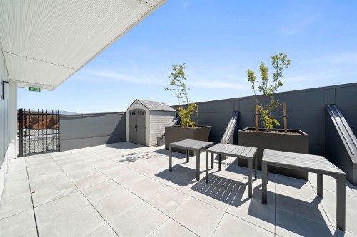 439-20769 Fraser Highway, Langley, BC 