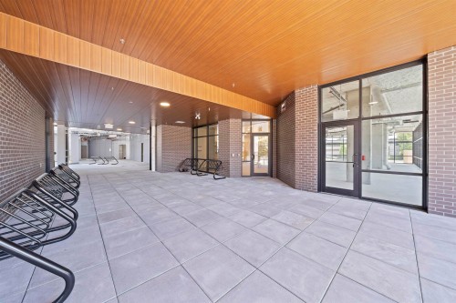 439-20769 Fraser Highway, Langley, BC 
