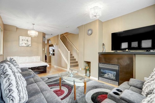 7-6033 168 Street, Surrey, BC 