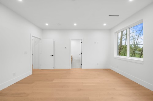 7523 205 Street, Langley, BC 