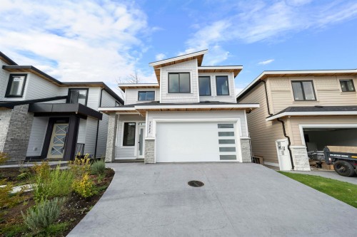 7523 205 Street, Langley, BC 