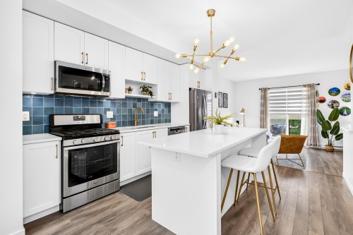 4-16357 15 Avenue, Surrey, BC 