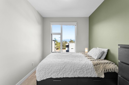 518-10838 Whalley Boulevard, Surrey, BC 