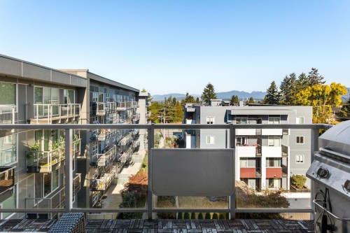 518-10838 Whalley Boulevard, Surrey, BC 