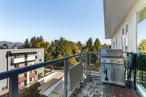 518-10838 Whalley Boulevard, Surrey, BC 