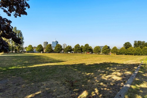 518-10838 Whalley Boulevard, Surrey, BC 