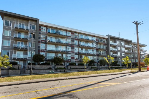 518-10838 Whalley Boulevard, Surrey, BC 