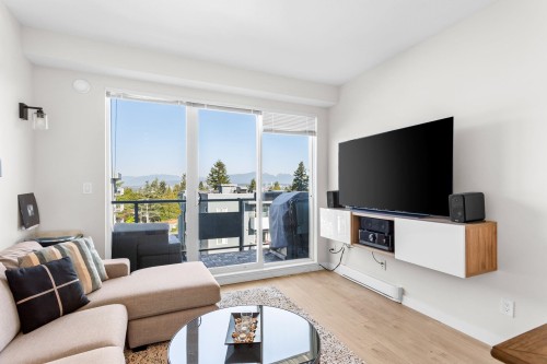 518-10838 Whalley Boulevard, Surrey, BC 