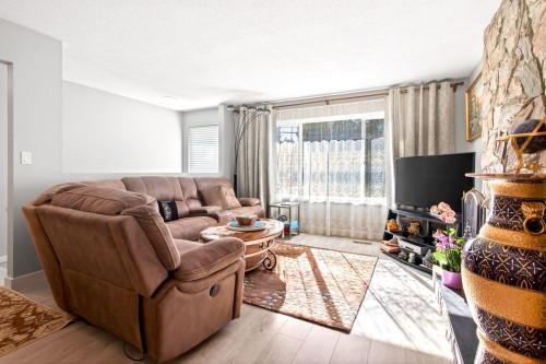 10842 144A Street, Surrey, BC 