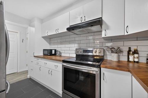 104-7475 138 Street, Surrey, BC 