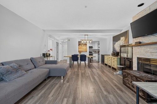 104-7475 138 Street, Surrey, BC 