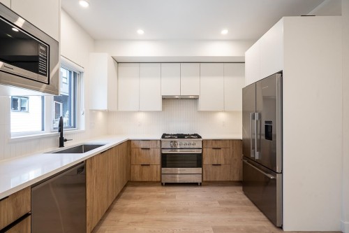 7-1959 165A Street, Surrey, BC 