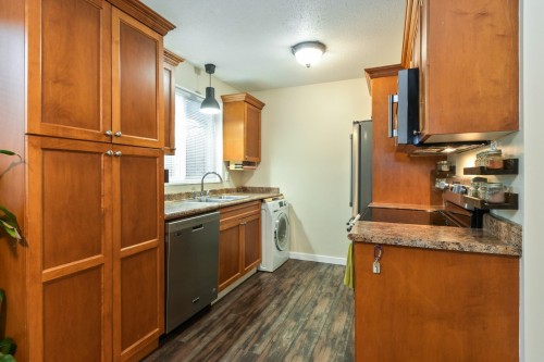 11-33900 Mayfair Avenue, Abbotsford, BC 