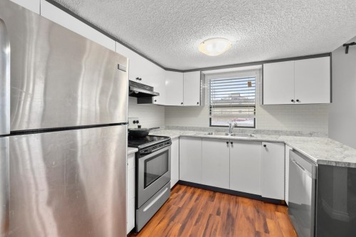 205-7119 133 Street, Surrey, BC 