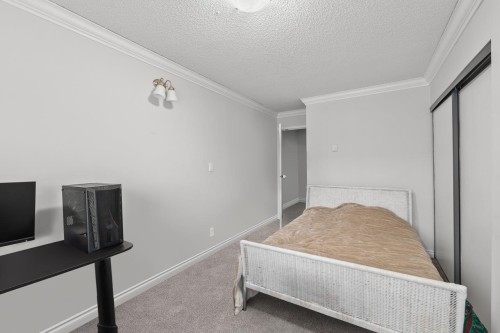 205-7119 133 Street, Surrey, BC 