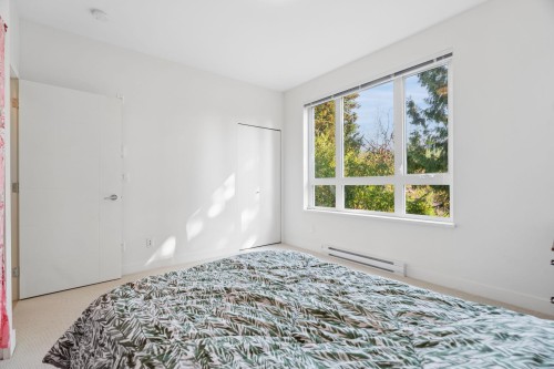 307-13919 Fraser Highway, Surrey, BC 