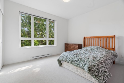 307-13919 Fraser Highway, Surrey, BC 