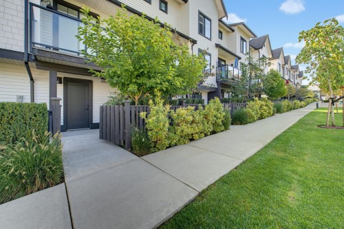 74-7967 197 Street, Langley, BC 