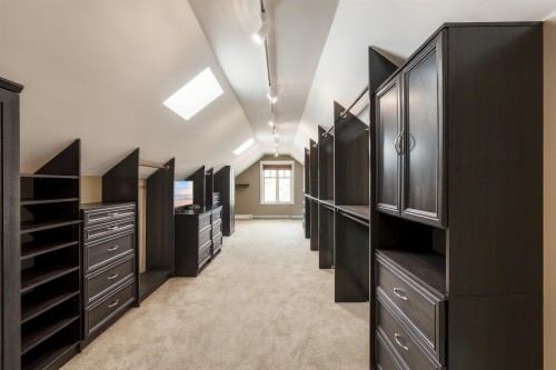 5575 Fairlight Crescent, Delta, BC 