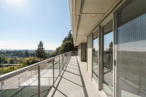 5575 Fairlight Crescent, Delta, BC 
