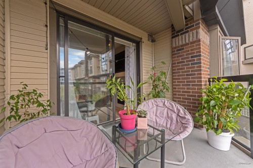 329-10838 City Parkway, Surrey, BC 