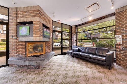 329-10838 City Parkway, Surrey, BC 