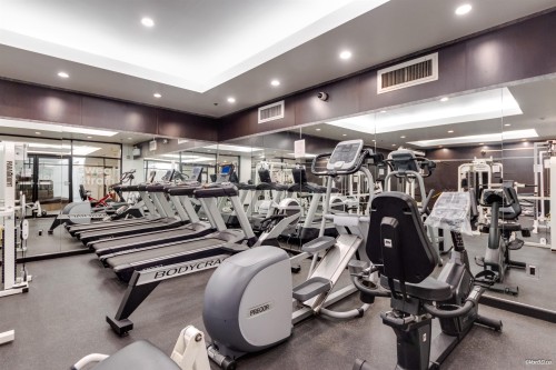 329-10838 City Parkway, Surrey, BC 