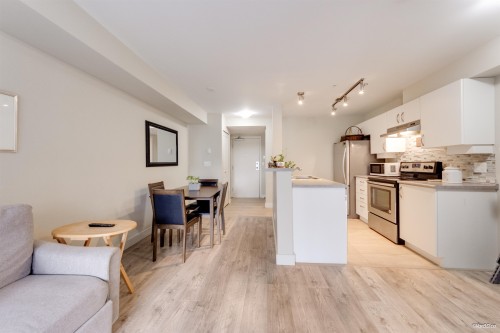 329-10838 City Parkway, Surrey, BC 