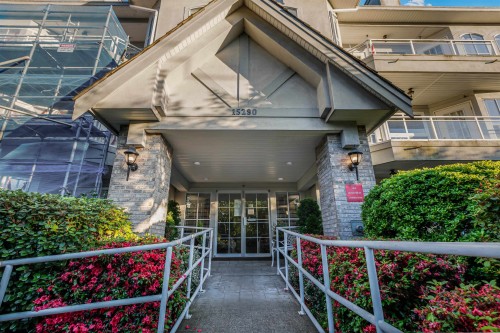 206-15290 18Th Avenue, Surrey, BC 