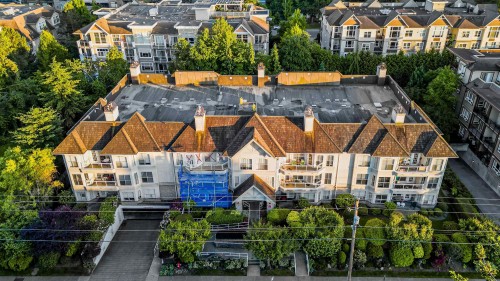 206-15290 18Th Avenue, Surrey, BC 