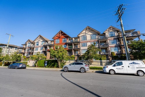 407-19939 55a Avenue  Langley, BC V3A 3X4
