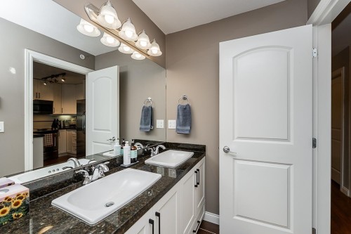 407-19939 55A Avenue, Langley, BC 