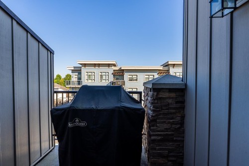 407-19939 55A Avenue, Langley, BC 