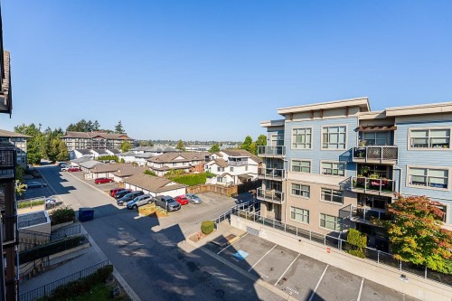407-19939 55A Avenue, Langley, BC 