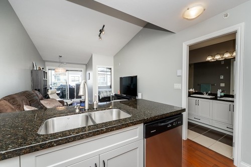 407-19939 55A Avenue, Langley, BC 