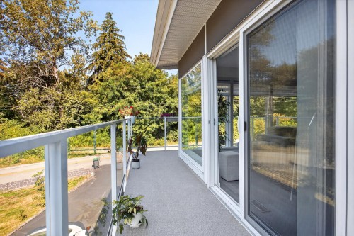 11906 100 Avenue, Surrey, BC 
