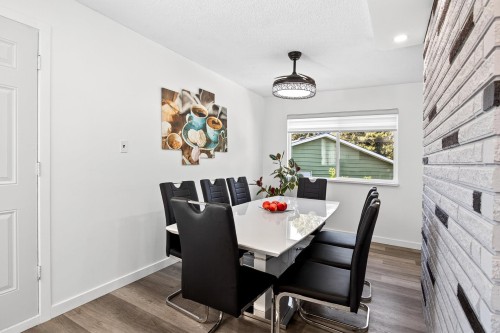 11906 100 Avenue, Surrey, BC 
