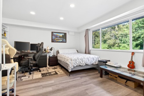 11906 100 Avenue, Surrey, BC 