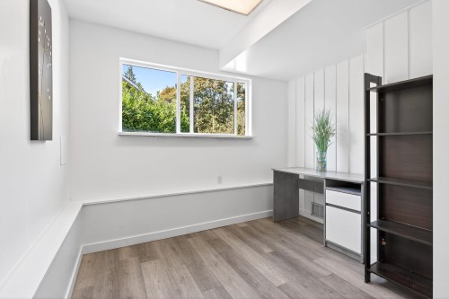 11906 100 Avenue, Surrey, BC 