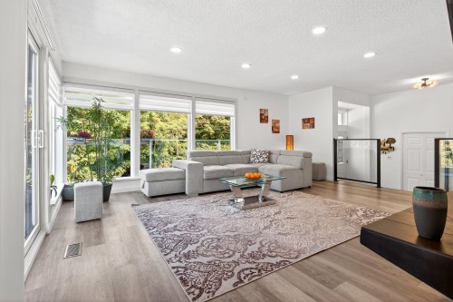 11906 100 Avenue, Surrey, BC 