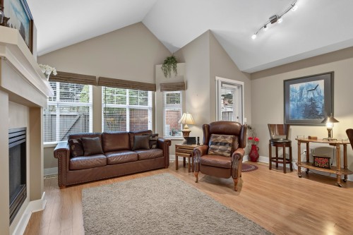 96-15500 Rosemary Heights Crescent, Surrey, BC 