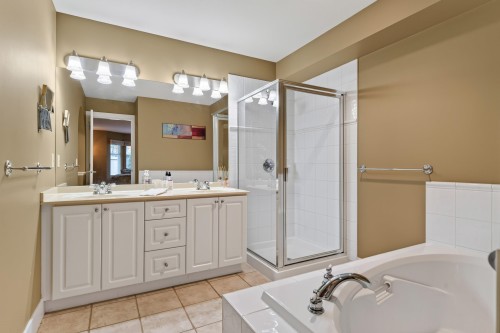 96-15500 Rosemary Heights Crescent, Surrey, BC 